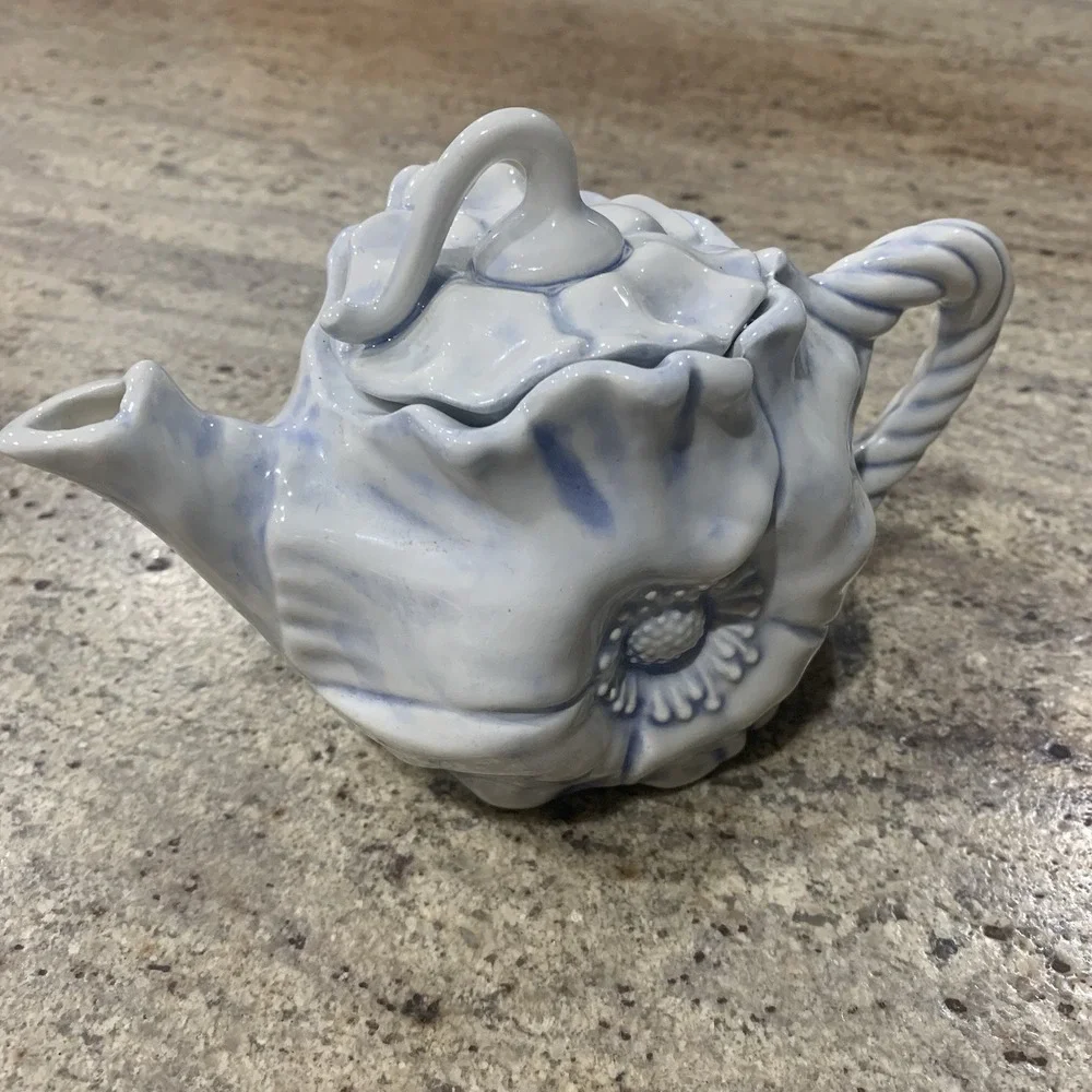 Vintage Tea Pot‎ Crafts Porcelain blue Poppy Flower Teapot set.